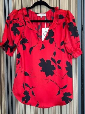 NWT Blousology top